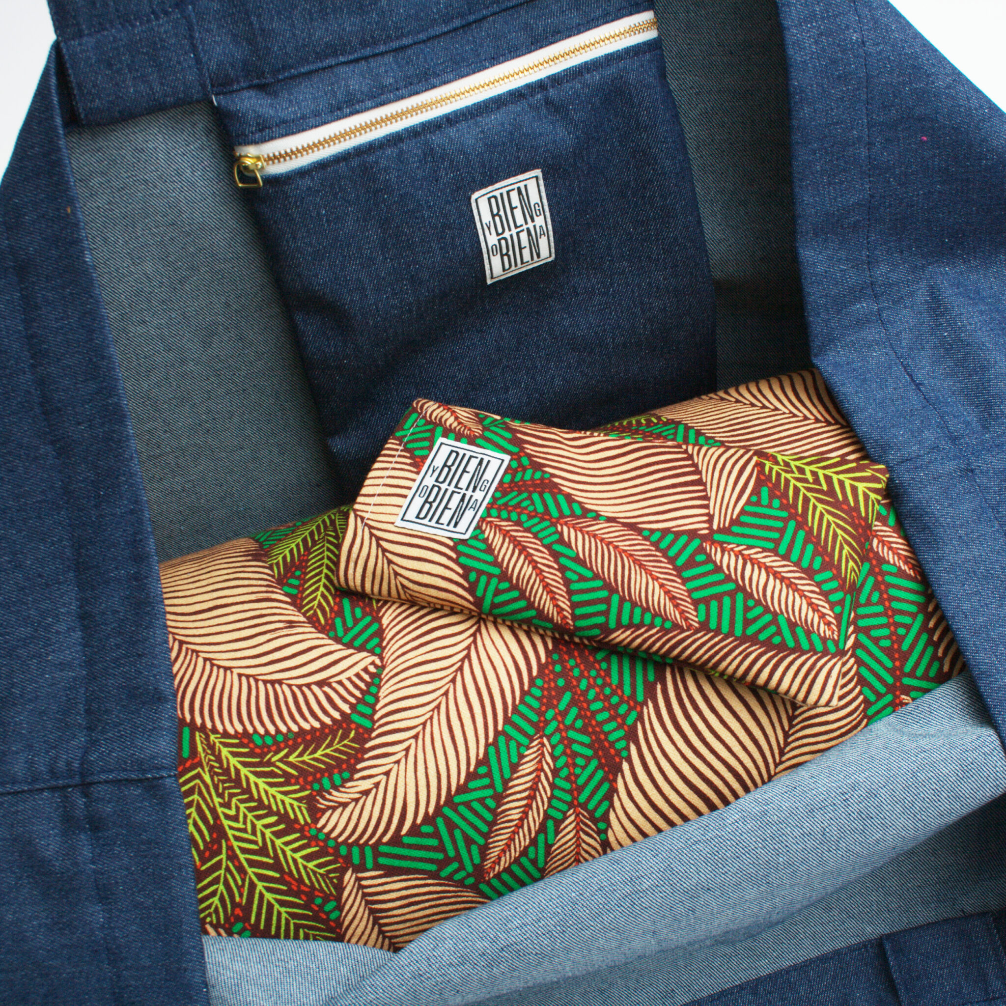 DETAIL POCHE YOGA BAG XXL BLUE JEAN