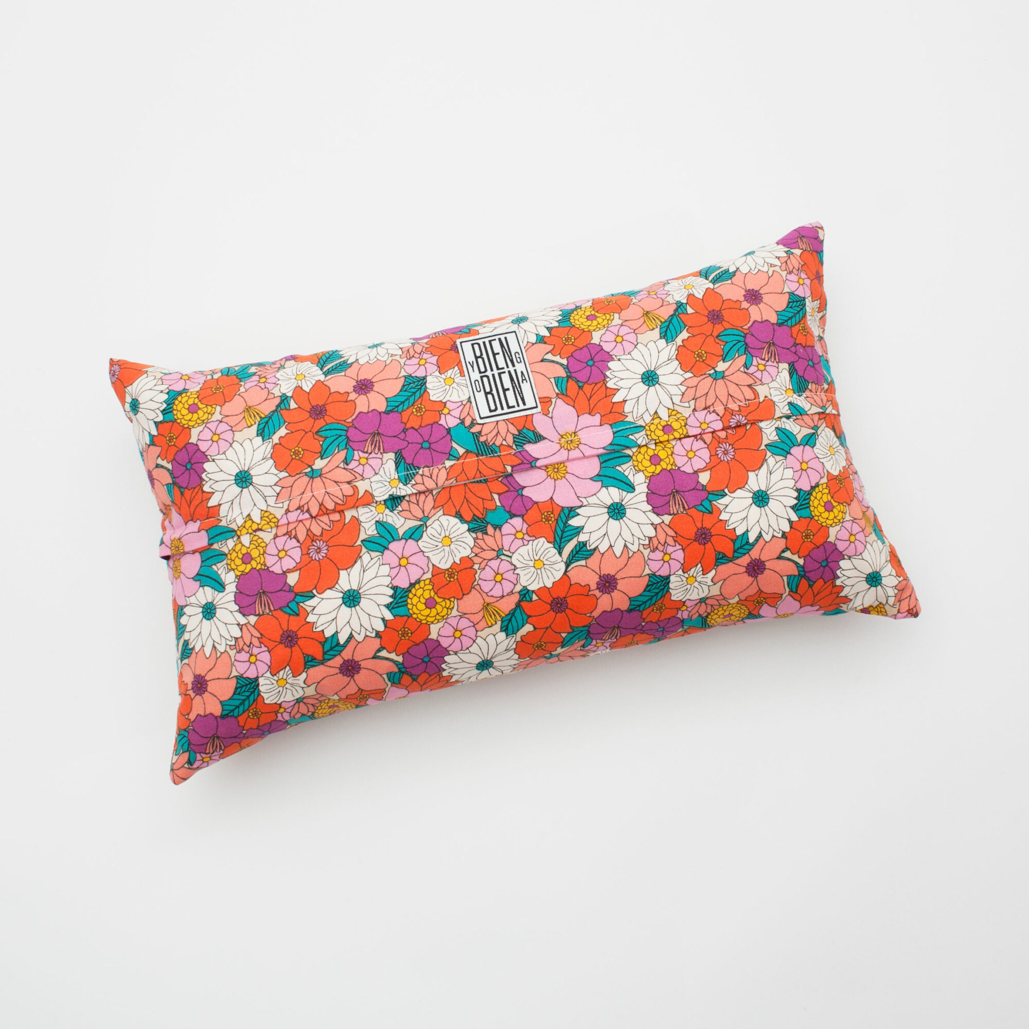 PETIT COUSSIN <br> YOGA VOYAGE <br> FLOWERS