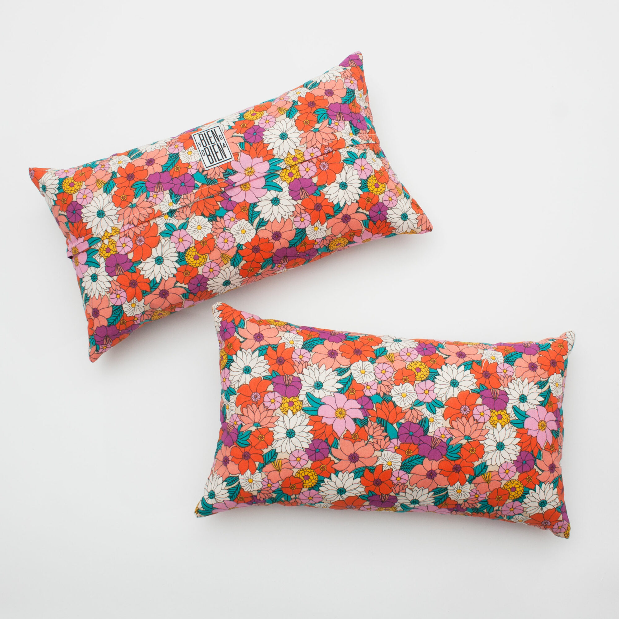 PETIT COUSSIN <br> YOGA VOYAGE <br> FLOWERS